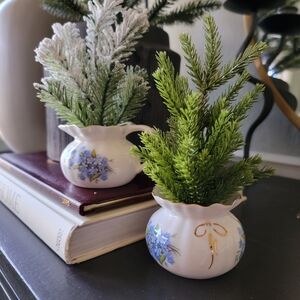 Made In England Fine Bone China Creamer & Sugar Bowl Blue & White Floral
